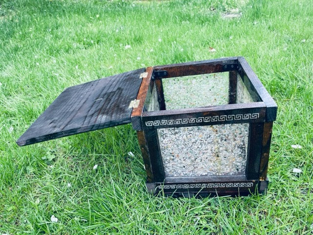 Moss Agate Walled Resin Box
