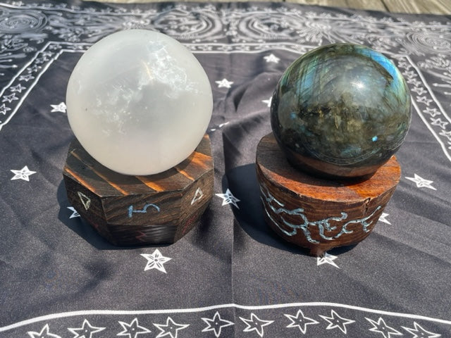 Crystal Ball Holders
