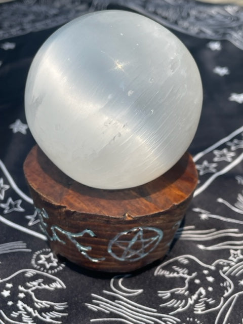 Crystal Ball Holders
