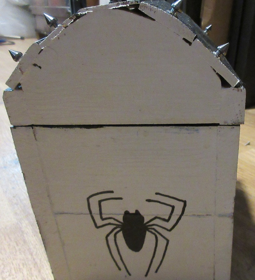 Spiderman Symbiote Chest