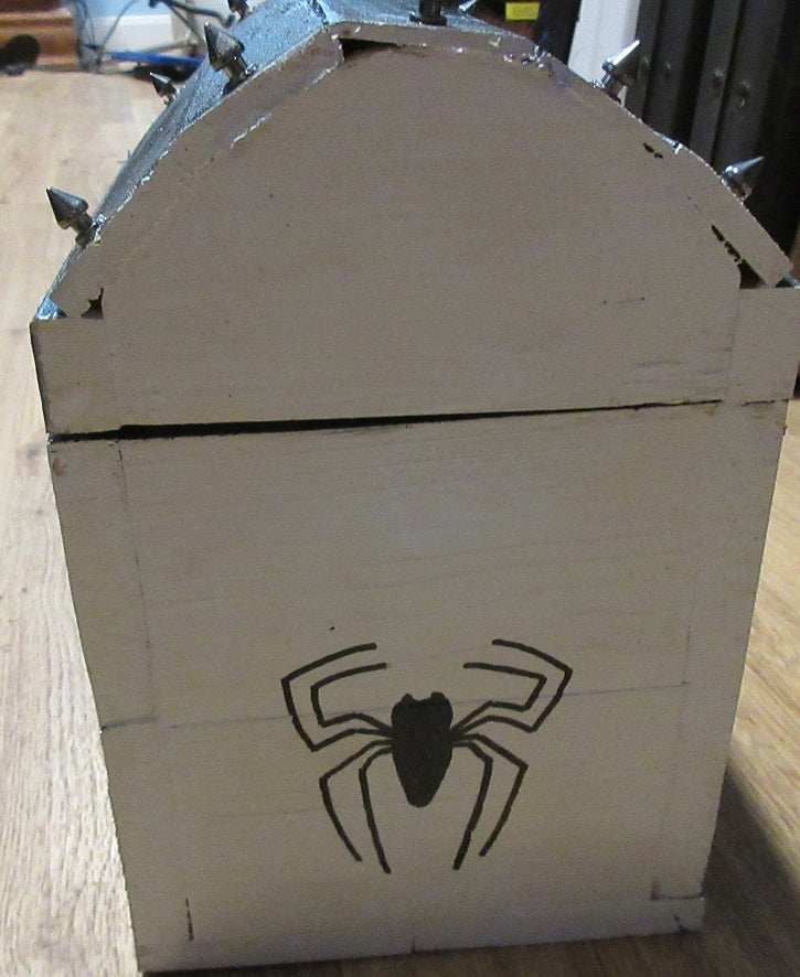 Spiderman Symbiote Chest