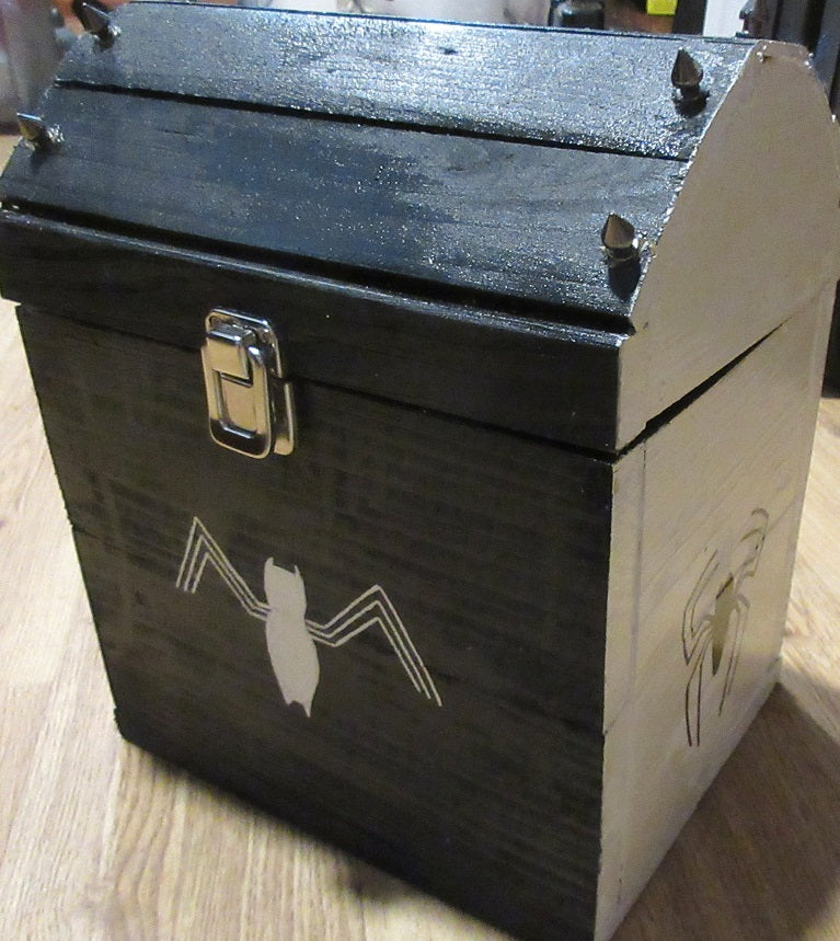 Spiderman Symbiote Chest