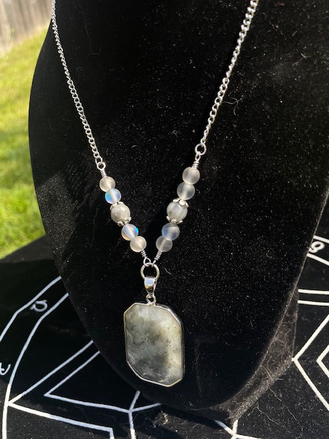 Labradorite Pendant Necklace