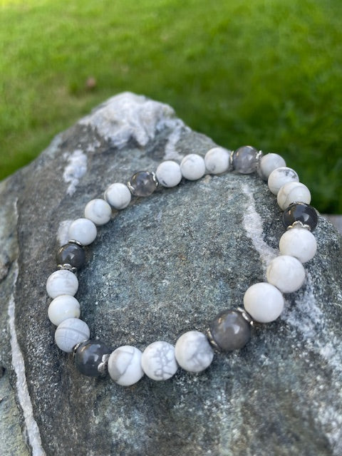 Howlite & Smoky Quartz Bracelet