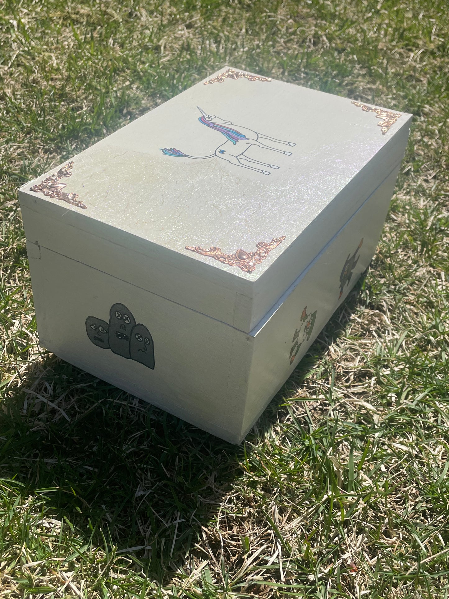 Unicorn Farting Box