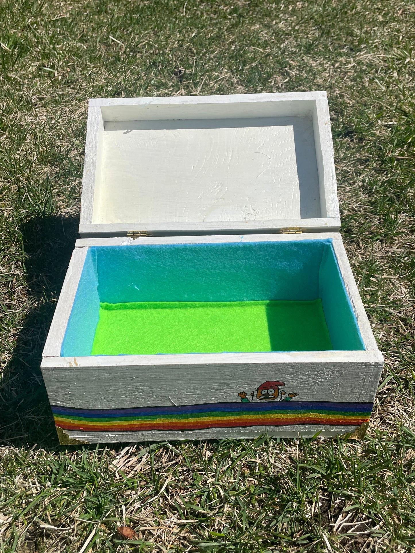 Unicorn Puking a Rainbow Box
