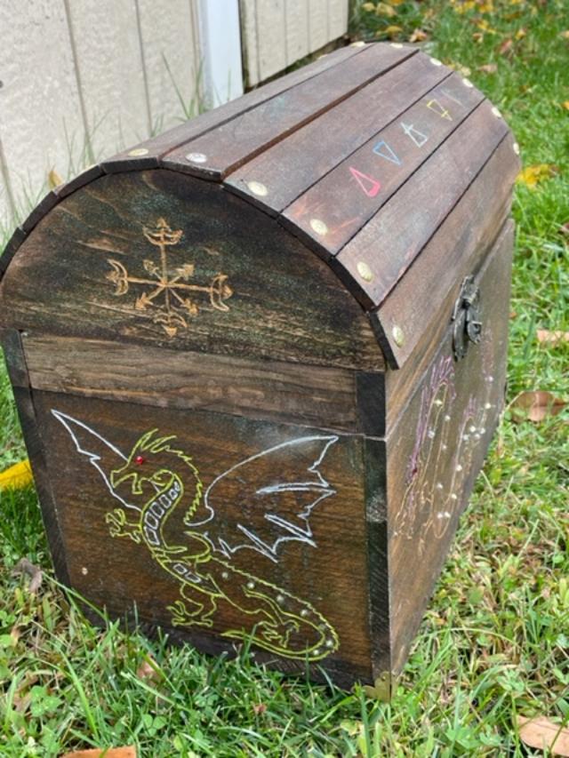 Round Top Dragon Chest