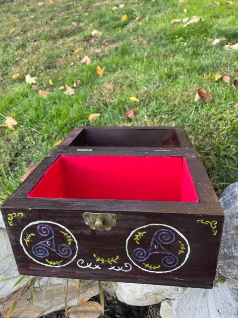 Triskelion Box