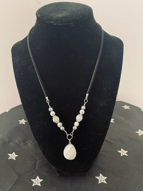 Howlite Pendant Necklace