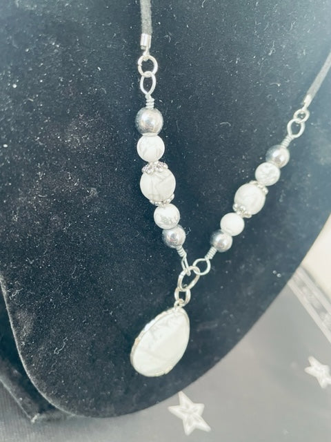 Howlite Pendant Necklace