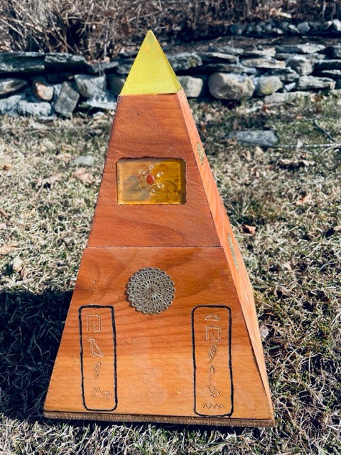 Pyramid Box